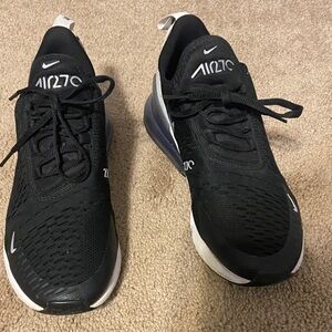 Nike Air Max 270 Black and White womens Sneakers